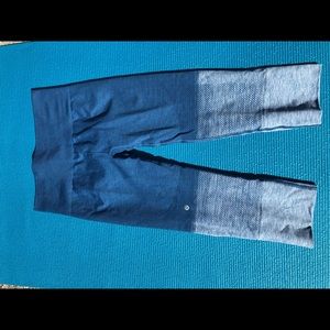 Lululemon crop leggings